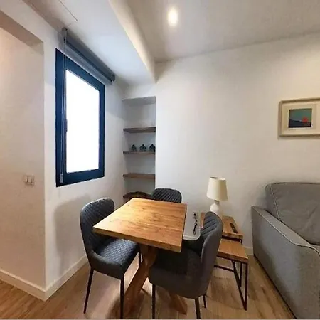 In Near Appartement *